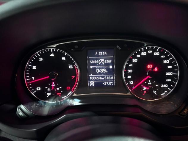Audi A1 S-Line Benzina Neopatentati - Foto 8