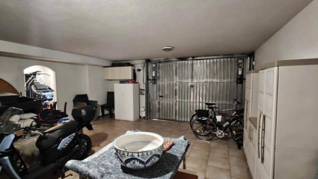 Immobile in asta di 325 m², box auto in vendita a Foligno - Foto 4