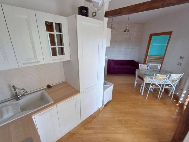 SETTECAMINI BILOCALE ARREDATO CON TERRAZZO PRIVATO - Foto 4
