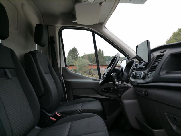 Ford Transit 330 2.0 tdci MHEV 130cv trend L2H2 E6.2 - Foto 6