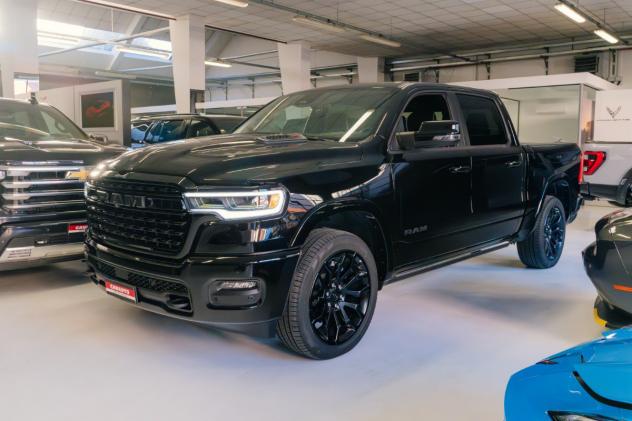 Dodge RAM NUOVO RAM 2025 LIMITED NIGHT 3.0L TWIN-TURBO 540 CV.