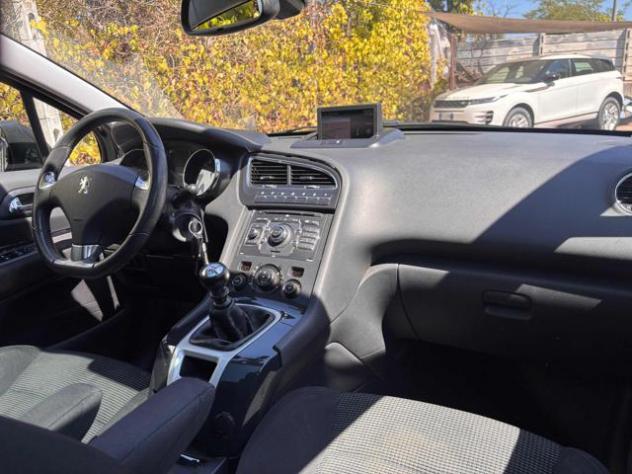 PEUGEOT 5008 2.0 HDi 150CV Allure 7 Posti rif. 24066478 - Foto 8