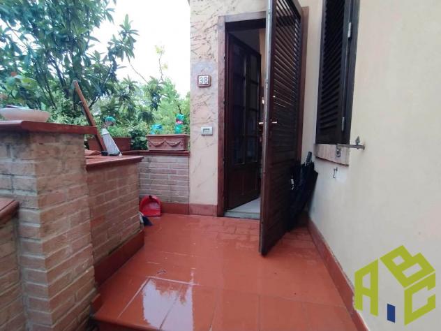 Pomaia - Rif. R1485.In campagna, a 1 km c.ca dal centro abitato di Pomaia e adiacente l'istituto Lama Tzong Khapa. Due appartamenti, con possibilità d - Foto 7
