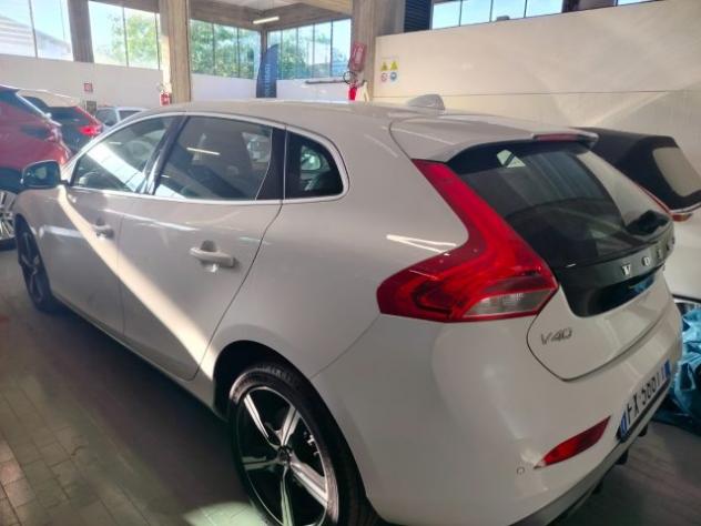 VOLVO V40 D2 R-design rif. 23795045 - Foto 10