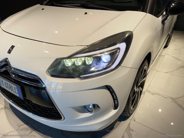 DS AUTOMOBILES DS 3 BlueHDi 120 S&S Sport Chic - Foto 4