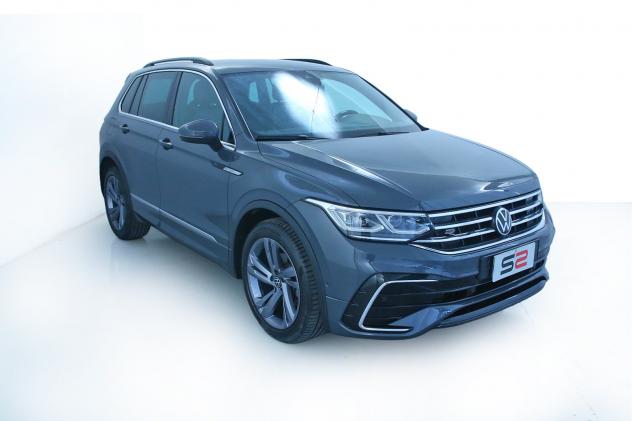 Volkswagen Tiguan 2.0 TDI SCR 150 cv R-Line DSG / ACC - Drive Assistence Pack - Cerchi 19" - Park Assist - Fari LED Performance - Videocamera per retr - Foto 3