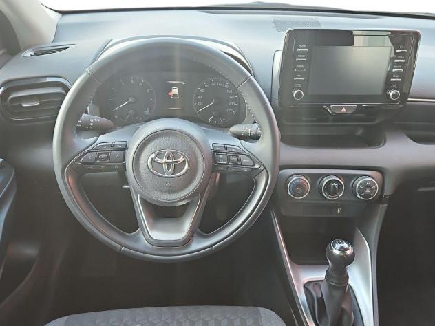 Toyota Yaris 1.0 Active MY22 - Foto 9