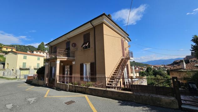 Trifamiliare in vendita a Ameglia