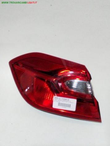 FANALE POST. PARTE EST. S. 999-U1309410 Parti elettriche  Fanaleria  Fanali  Fanale post. sx. FORD - FIESTA RESTYLING - 01-08-2017 -