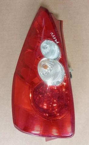 FANALE POST. SX  BIANCO-ROSSO (Piccolo Graffio) 999-U1293676 Parti elettriche  Fanaleria  Fanali  Fanale post. sx. MAZDA - 5 - 2005  2008