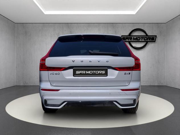 Volvo XC60 B4 D automatico Plus/ PROMO - Foto 5