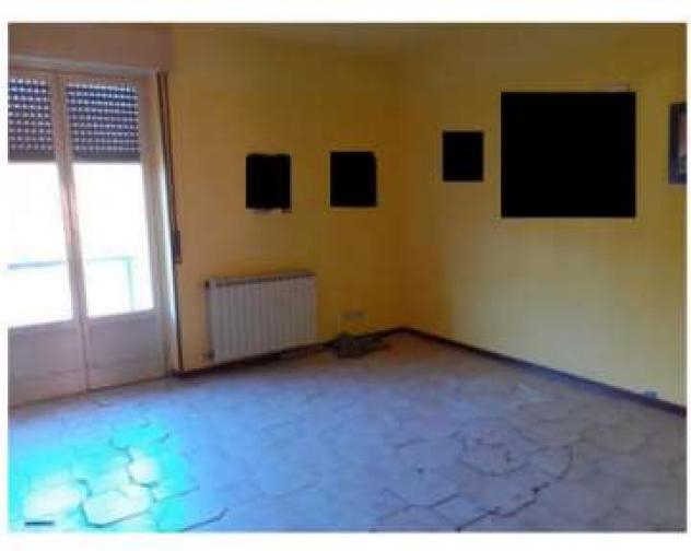 170/2025 U VA - Trilocale in asta a Angera - Foto 8