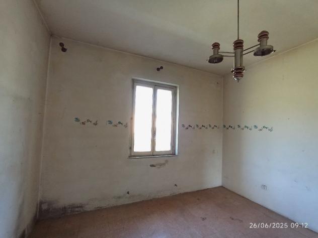 APPARTAMENTO INDIPENDENTE di 4 vani e di 100 mq (CAMAIORE) rif. 1050 - Foto 11