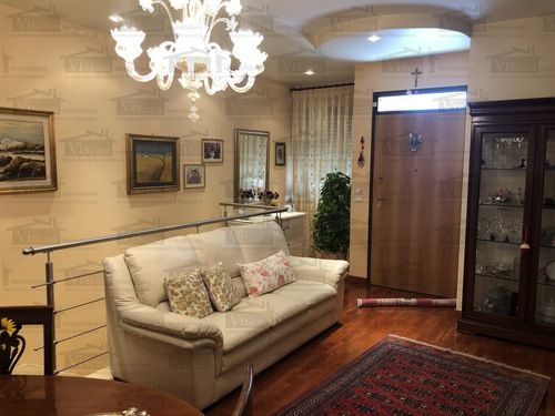 Rifinito pentavani indipendente doppi accessori con doppio box e tavernetta - Foto 3