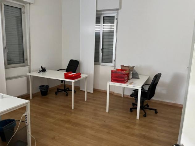 Immobile di 330 m² con più di 5 locali in affitto a Rezzato - Foto 13