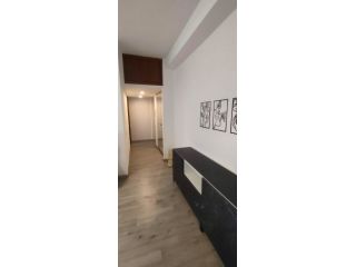 Bilocale ristrutturato con balcone-GorlaM1