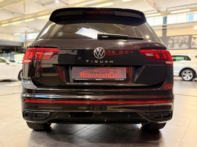 Volkswagen Tiguan 2.0 TDI SCR 110KWR-Line DSG chilometri certificati Casamadre, possibilità di estensione garanzia Casamadre. - Foto 8