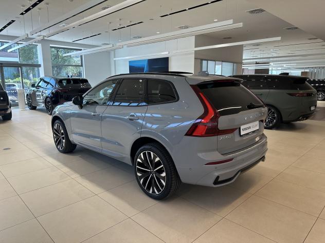 Volvo XC60 Recharge T6 Plug-in AWD auto Ultra Dark - Foto 7