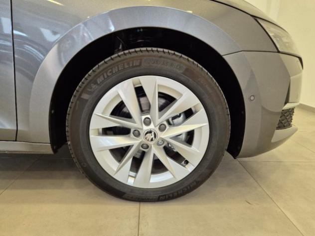SKODA Octavia 2.0 TDI EVO SCR DSG Wagon Executive N1 Autocarro rif. 22637532 - Foto 7