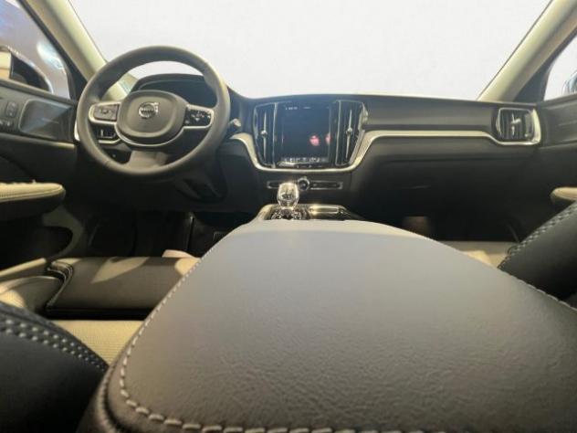 VOLVO V60 T6 Plug-in Hybrid AWD automatico Plus Dark rif. 22944726 - Foto 9