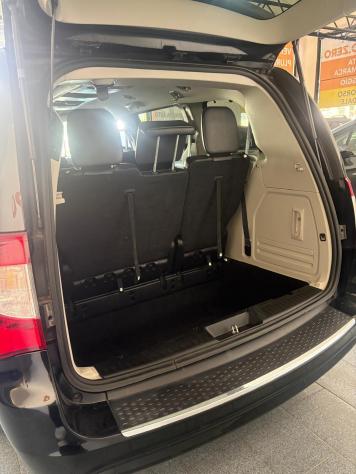 Lancia Voyager 2.8 Turbodiesel Platinum 177 CV - Foto 9