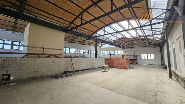 LABORATORIO IN VENDITA A MONZA - Foto 8