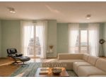 Appartamento di 165 m² con 5 locali e box auto in vendita a Milano