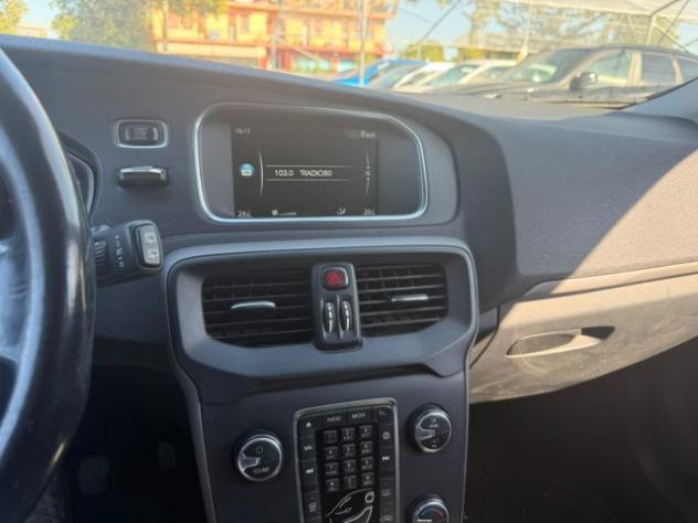 VOLVO V40 D2 Momentum rif. 24160992 - Foto 9