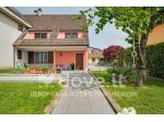 Villa di 400 m² con più di 5 locali in vendita a Cambiago