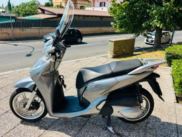HONDA SH 300 i TUTTO INCLUSO ANCHE PASSAGGIO! MINI RATE rif. 23835955 - Foto 4