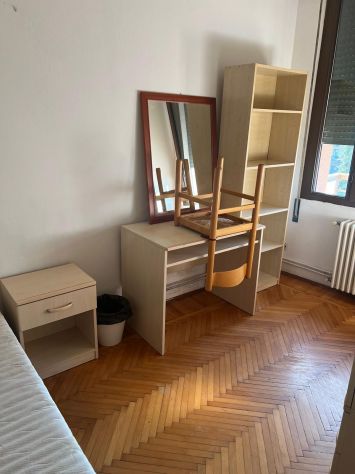 AFFITTASI STANZE PER STUDENTI VIA LIBERI 1 - Foto 2