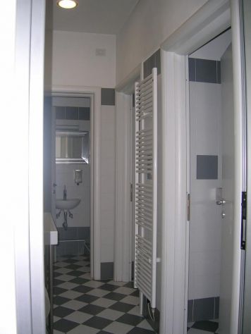 UFFICI -SPAZIO DIREZIONALE POLIVALENTE E PROFESSIONALE 517 MQ CALENZANO - Foto 7