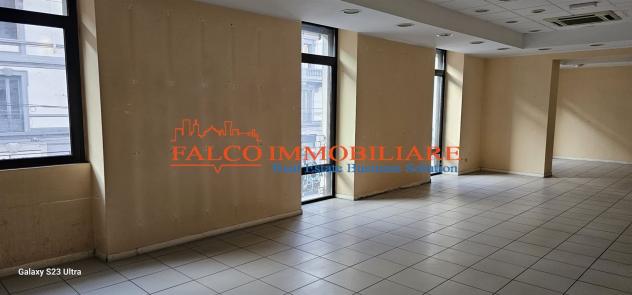 MILANO, VIA FARINI - AFFITTASI NEGOZIO 4 LUCI 150 MQ - Foto 7