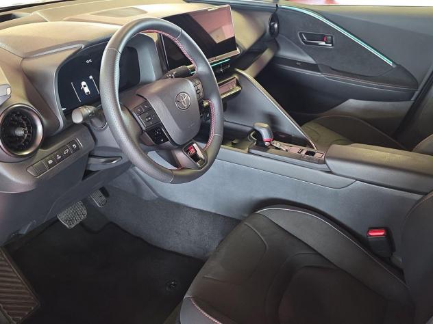 Toyota C-HR 2.0 PHEV E-CVT GR Sport - Foto 8