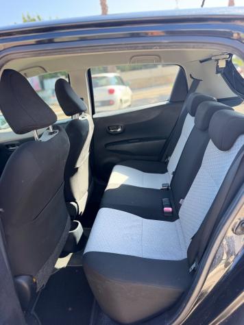 Toyota Yaris 1.0 5 porte Lounge - Foto 6