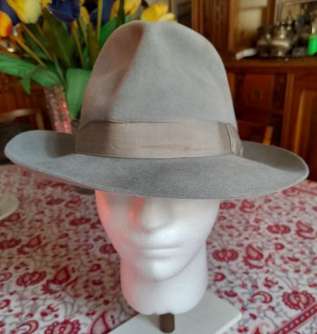 cappello classico vintage borsalino falda larga