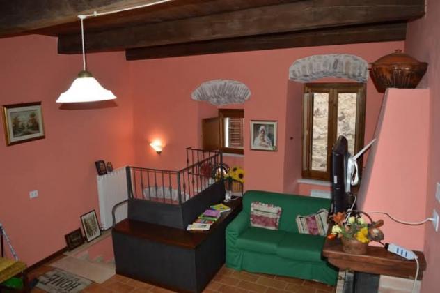 Appartamento in Frazione Messenano