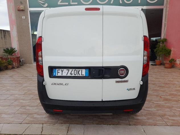FIAT - Doblò - 1.4 T-Jet Natural Power Lounge - Foto 7