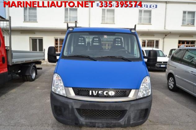 IVECO Daily 2.3 115CV CASSONE FISSO 142000 KM rif. 23815147 - Foto 2