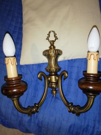 2 Lampadari 1 a 4 luci  1 a 2 luci a parete - Foto 5