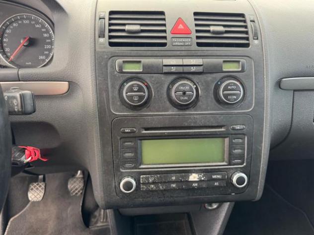 VOLKSWAGEN Touran 2.0 16V TDI UNICOPROPRIETARIO rif. 23790185 - Foto 9