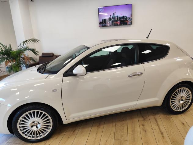 Alfa Romeo MiTo DISTINCTIVE - Foto 4