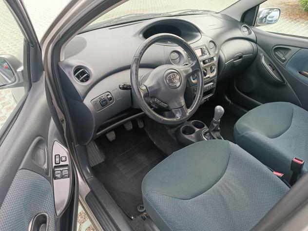 Toyota Yaris 1.0i 16V cat 5 porte Sol - Foto 10