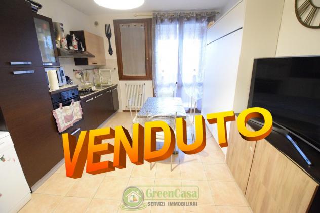 APPARTAMENTO di 2 vani e di 60 mq (RONCELLO) rif. IGC 2.LOCALI RONCELLO
