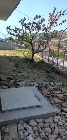AMPIO APPARTAMENTO RISTRUTTURATO CON GIARDINO E GIÀ LOCA