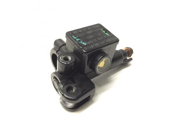 PIAGGIO VESPA GTS SUPER IE ABS 125 POMPA FRENO ANTERIORE DESTRA 2021 MD3200