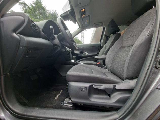 Toyota Yaris Cross 1.5H (116 CV) E-CVT Active - Foto 8