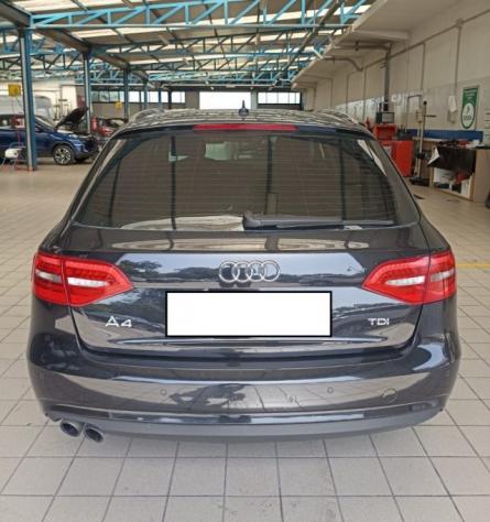 AUDI A4 Avant 2.0 TDI 150 CV multitronic rif. 23935962 - Foto 2
