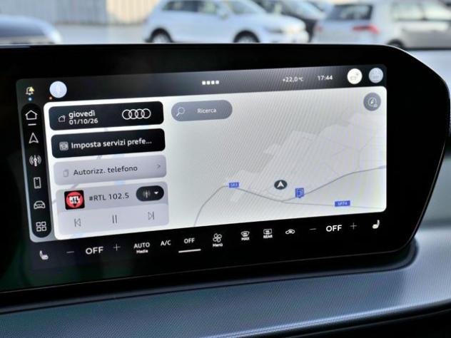 AUDI Q3 NEW 2.0 Tdi 150cv S-tronic S-line edition rif. 24153378 - Foto 9