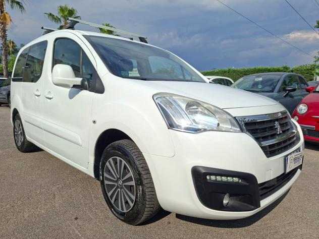Peugeot Partner Tepee 1.6 GPL 120CV Style - Foto 4
